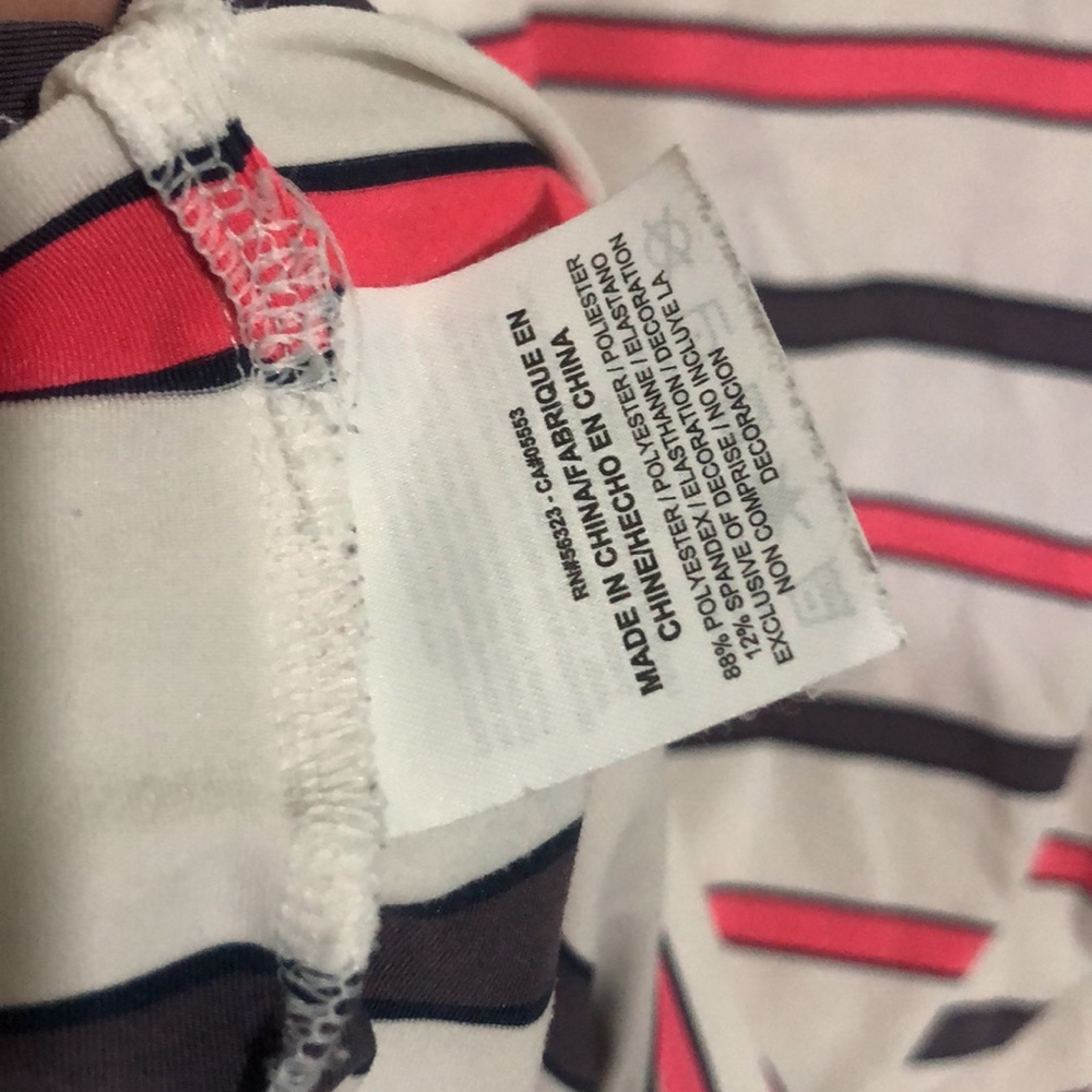 Nike Golf Men’s Pink Gray White Shirt - Picture 5 of 5